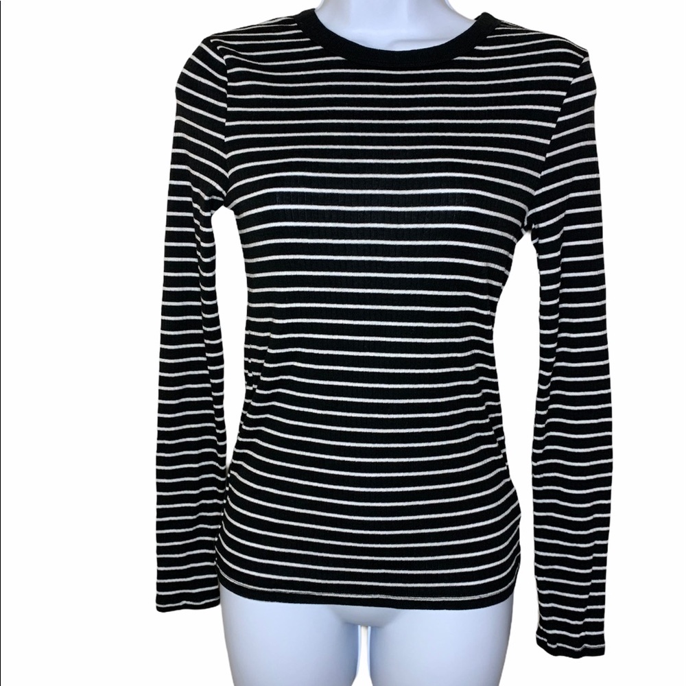 Wild Fable Long Sleeve Shirts